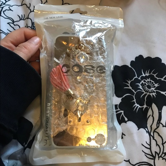 Luxurious case for iPhone 7 - Picture 2 of 2